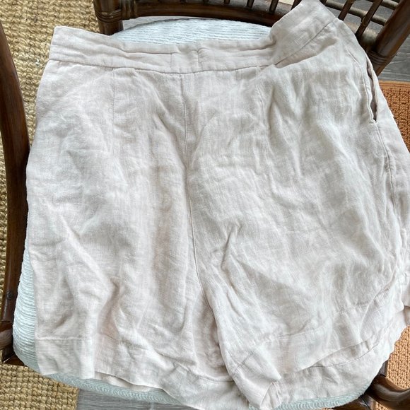 Esby Penny High Waisted 100% Linen Pleated Shorts Size 8 in Pecan - Picture 3 of 11